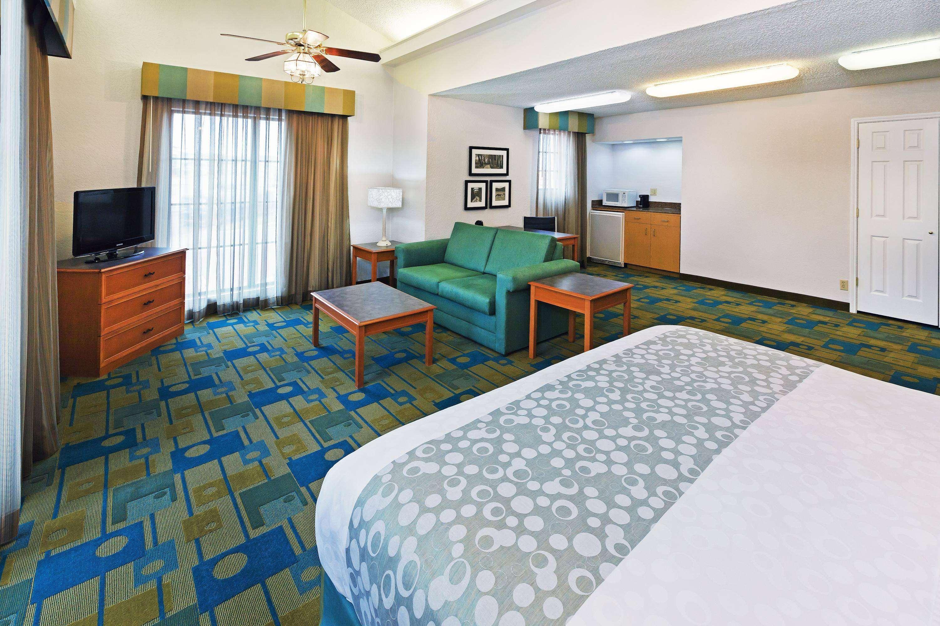 La Quinta Inn By Wyndham Victoria Exterior foto